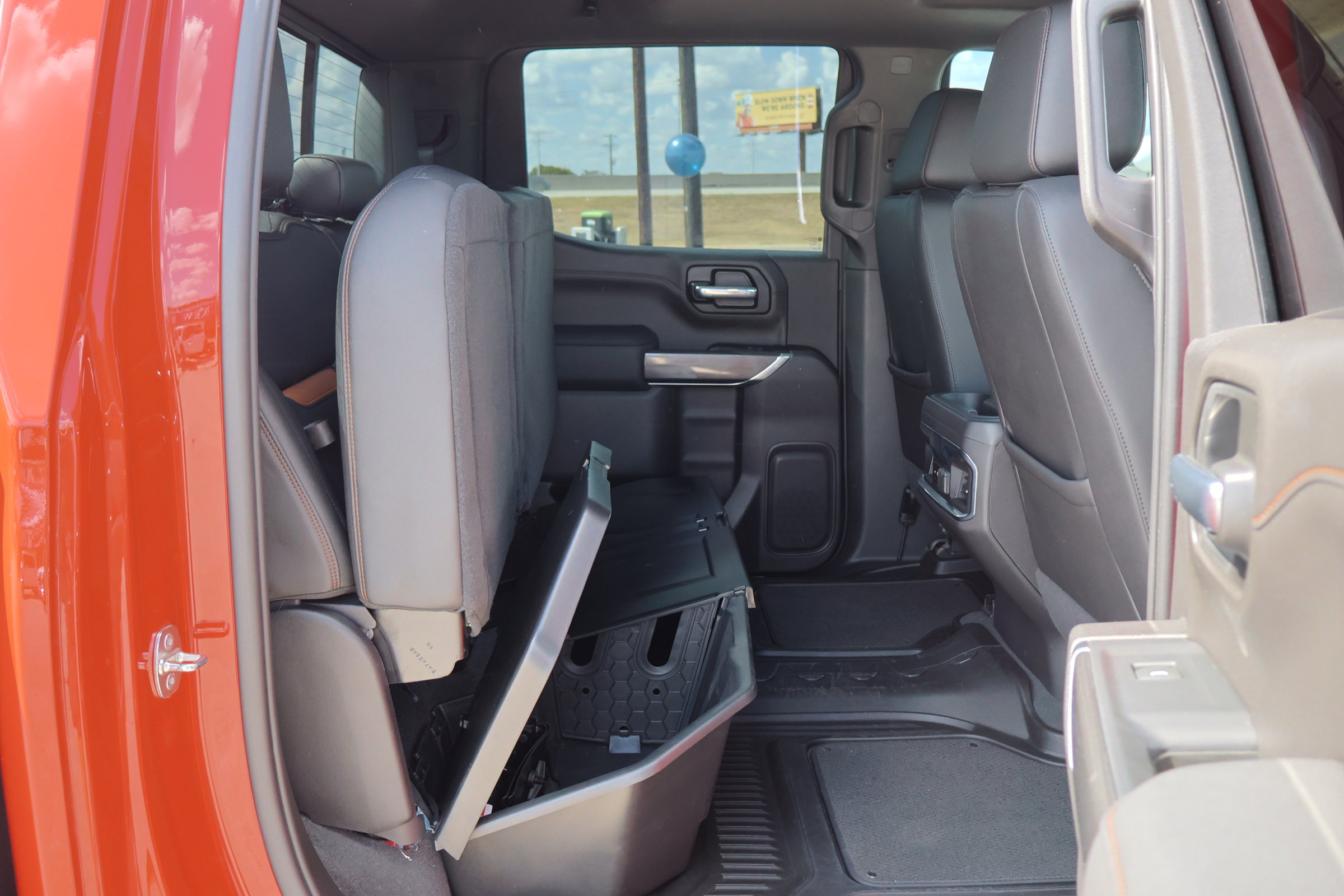 Used 2022 GMC Sierra 1500 AT4 w/ Technology Package image 37