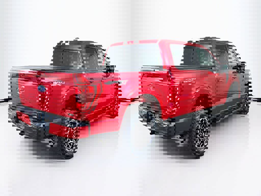 Certified 2022 Ford F150 XLT w/ Equipment Group 302A High image 5