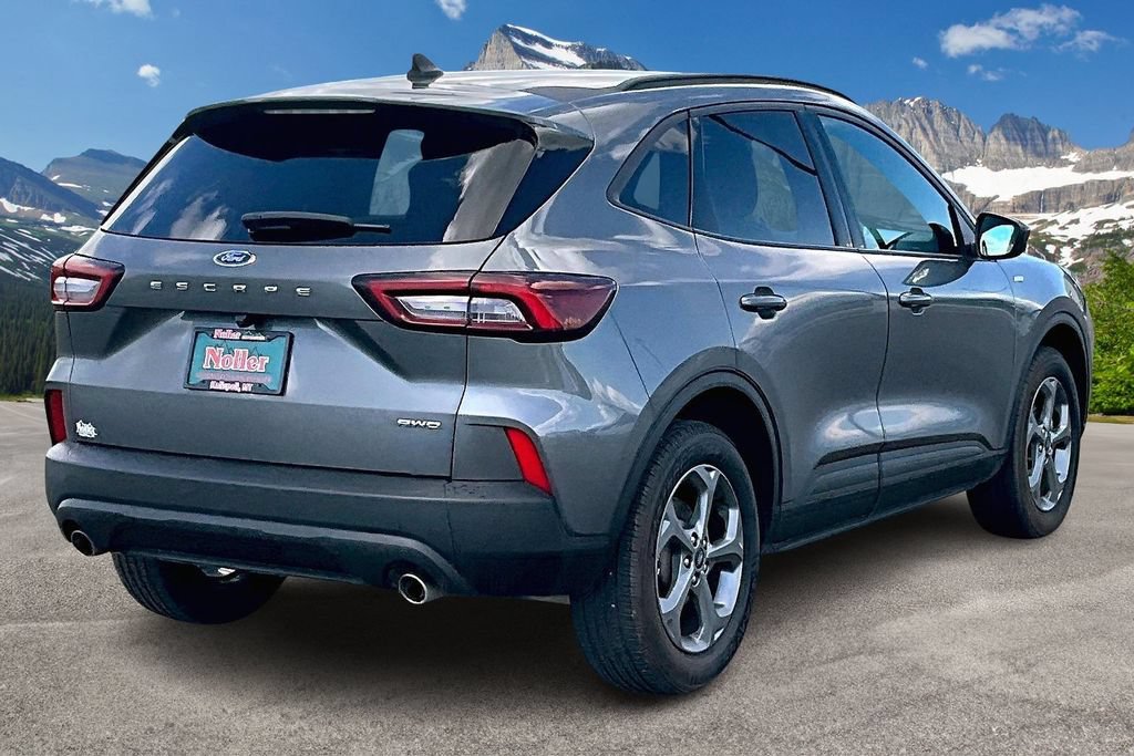 Certified 2025 Ford Escape ST-Line Select AWD/4WD image 2