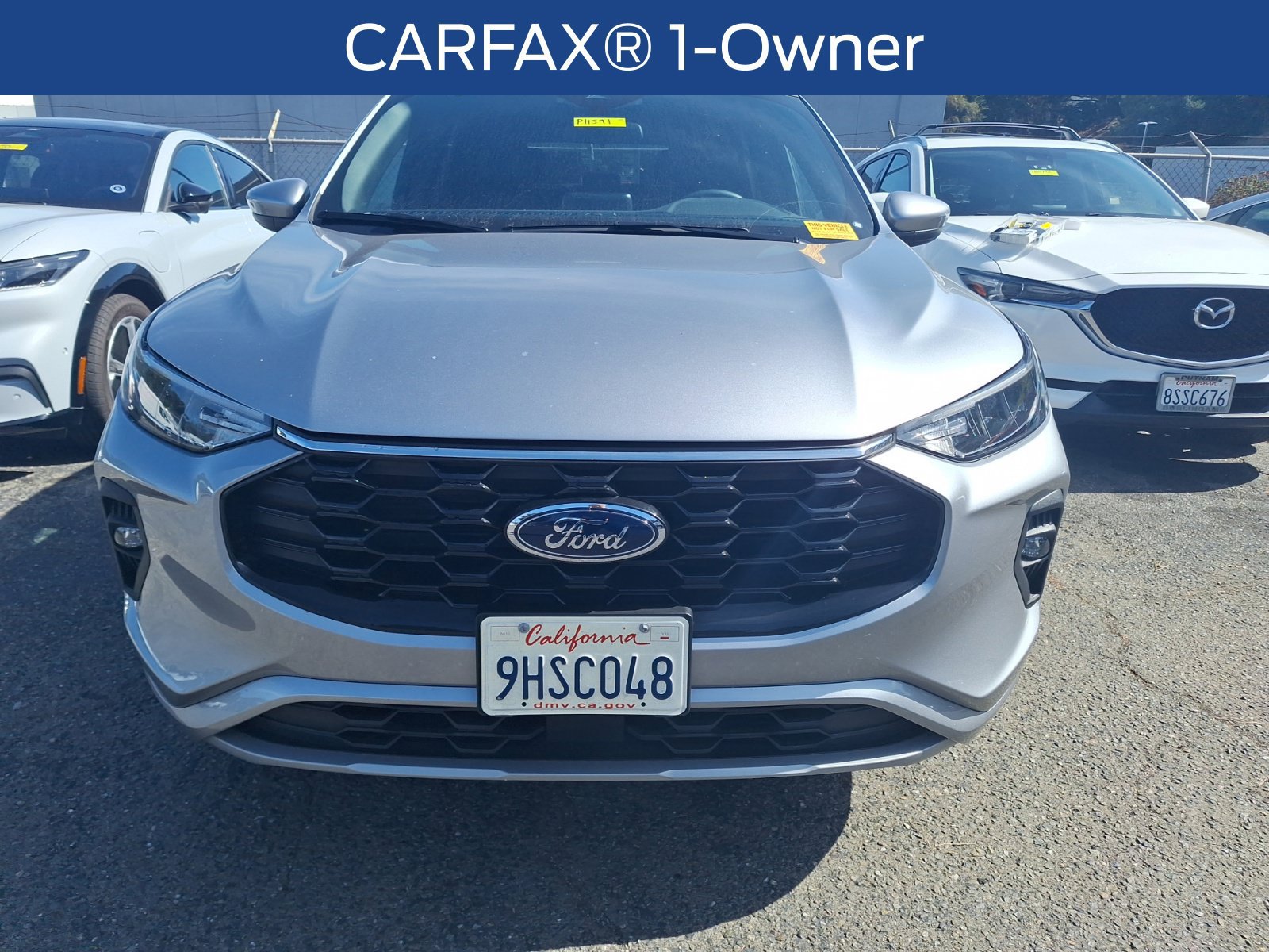 Certified 2023 Ford Escape ST-Line Select AWD/4WD image 3