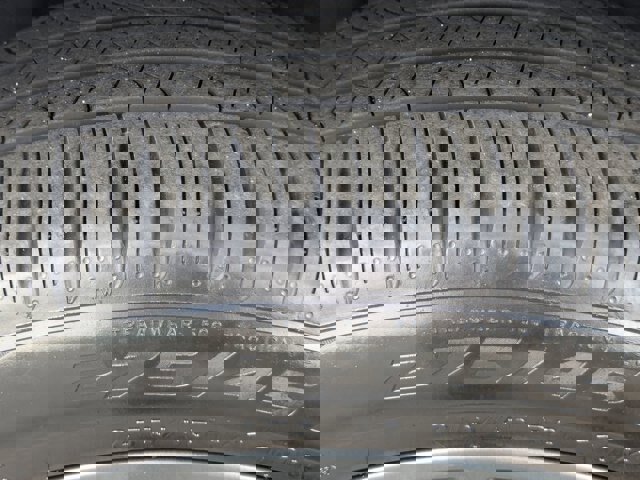 Certified 2025 Ford Explorer ST-Line w/ Premium Package image 12