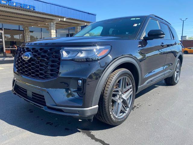 Certified 2025 Ford Explorer ST-Line w/ ST-Line Street Pack AWD/4WD image 8