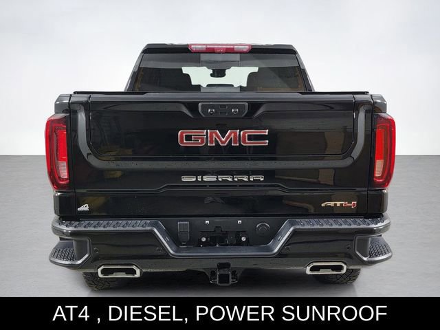 Used 2024 GMC Sierra 1500 AT4 w/ Technology Package AWD/4WD image 4