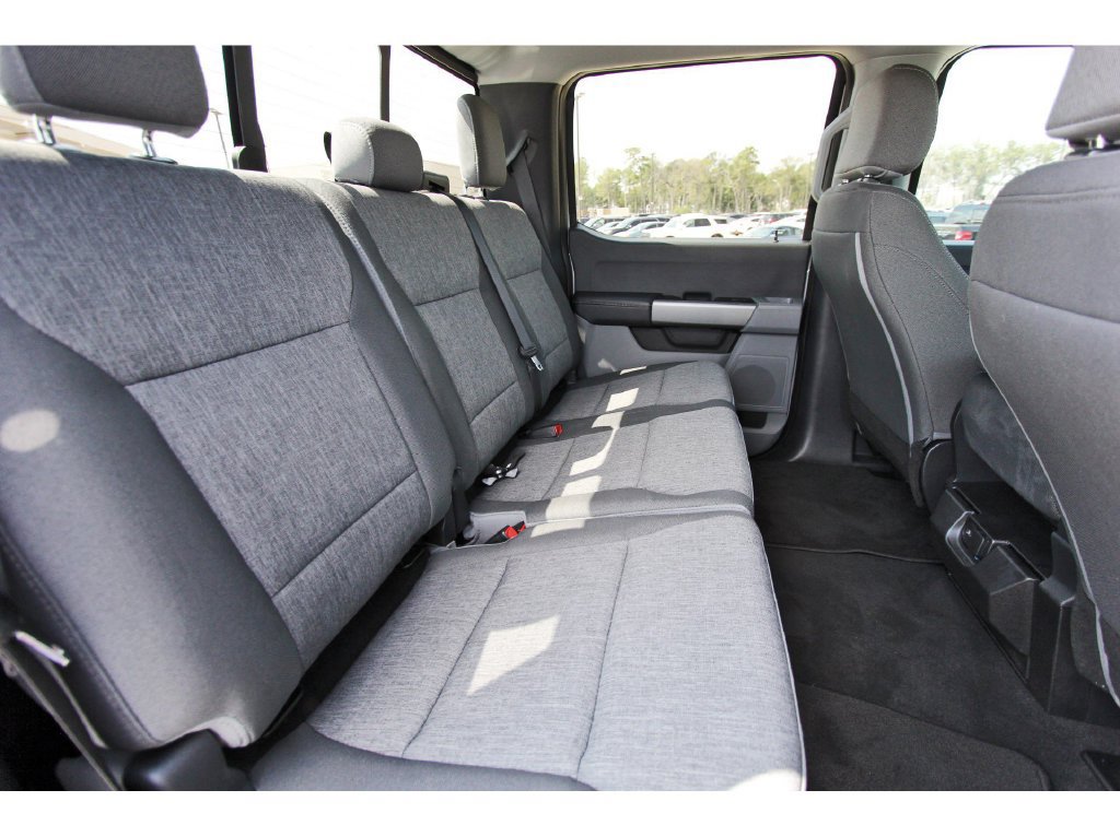 Certified 2026 Ford F250 XL w/ STX Appearance Package AWD/4WD image 15