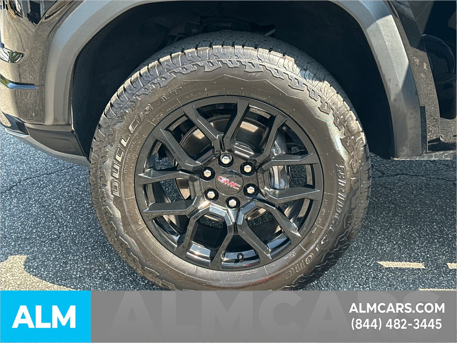 Used 2025 GMC Canyon Denali w/ LPO, Denali Black Edition AWD/4WD image 12