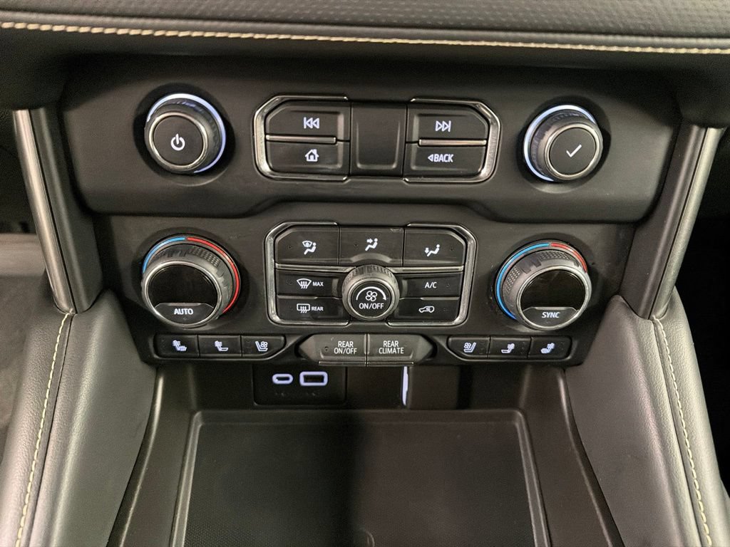 Used 2021 Chevrolet Tahoe Premier AWD/4WD image 14