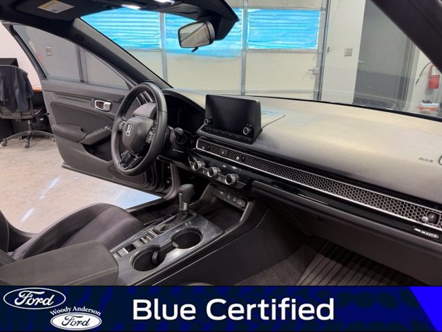 Used 2025 Honda Civic Sport image 25