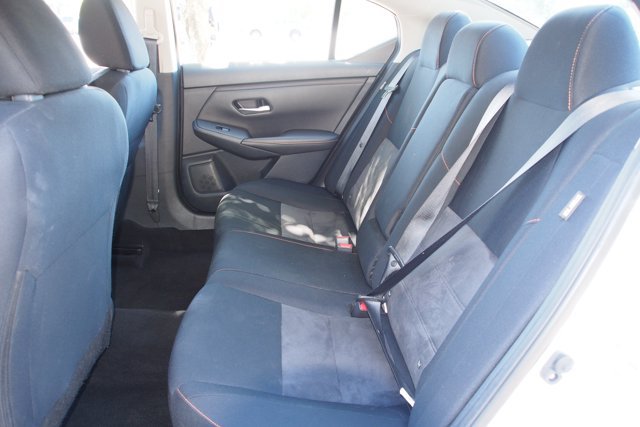 Used 2022 Nissan Sentra SR w/ Midnight Edition FWD image 18