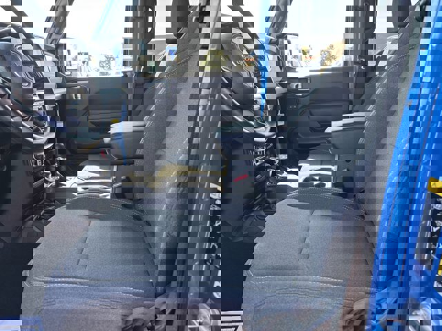 Used 2025 Jeep Gladiator Sport image 10