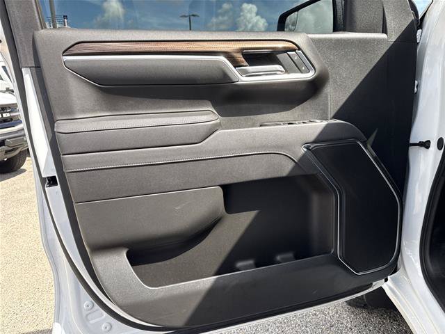 Used 2025 Chevrolet Silverado 1500 RST AWD/4WD image 23