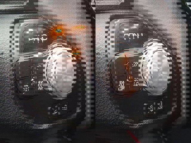 Used 2020 RAM 1500 Rebel image 17