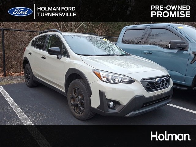 Used 2023 Subaru Crosstrek 2.0i Premium w/ Special Edition image 2