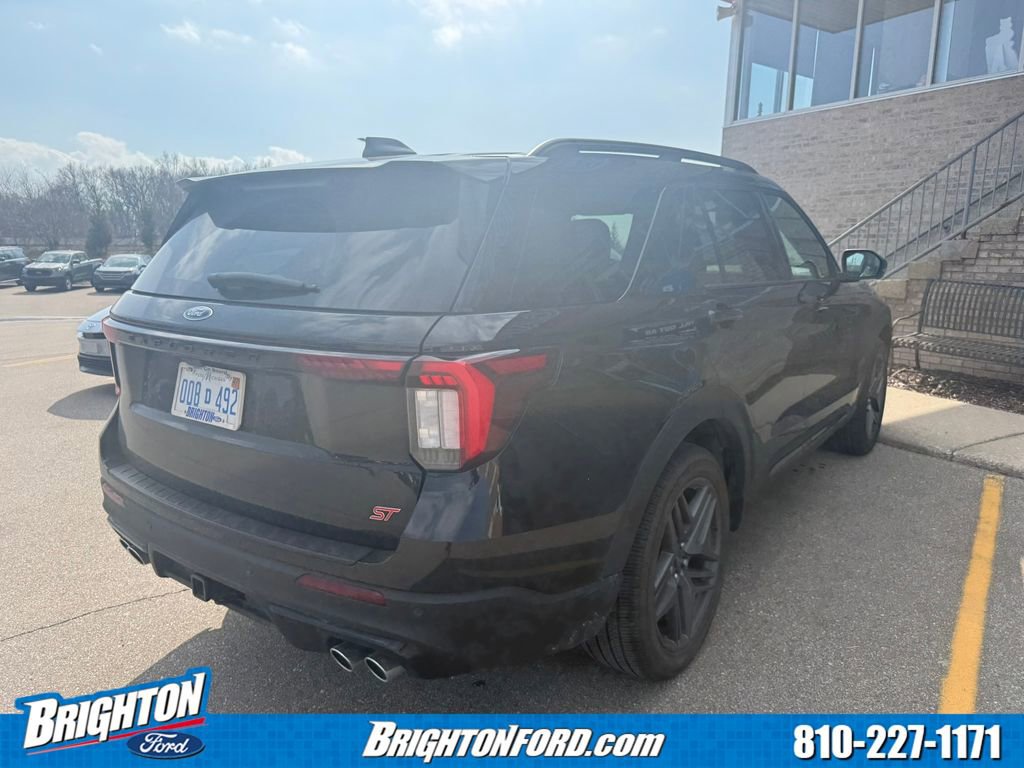 Certified 2025 Ford Explorer ST image 7
