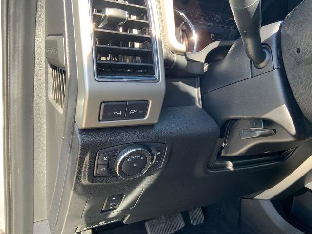 Certified 2020 Ford F450 Lariat w/ Lariat Value Package AWD/4WD image 20