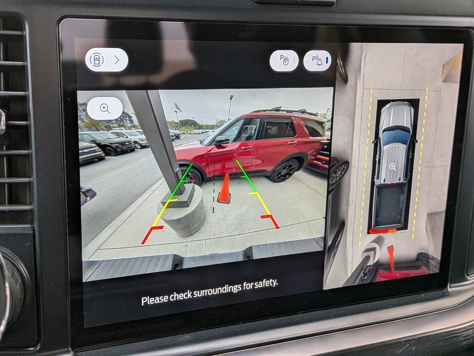 Certified 2026 Ford F250 Lariat w/ Black Appearance Package image 11