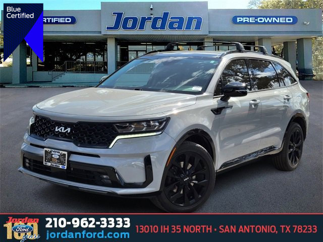 Used 2023 Kia Sorento SX