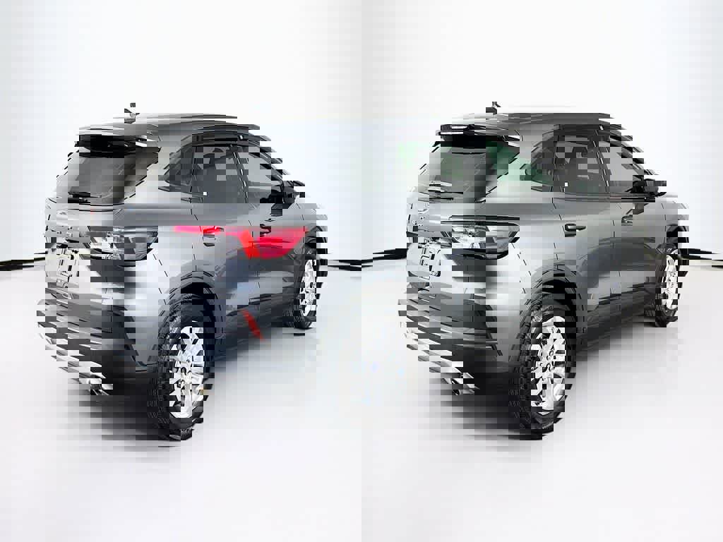 Certified 2022 Ford Escape S image 23