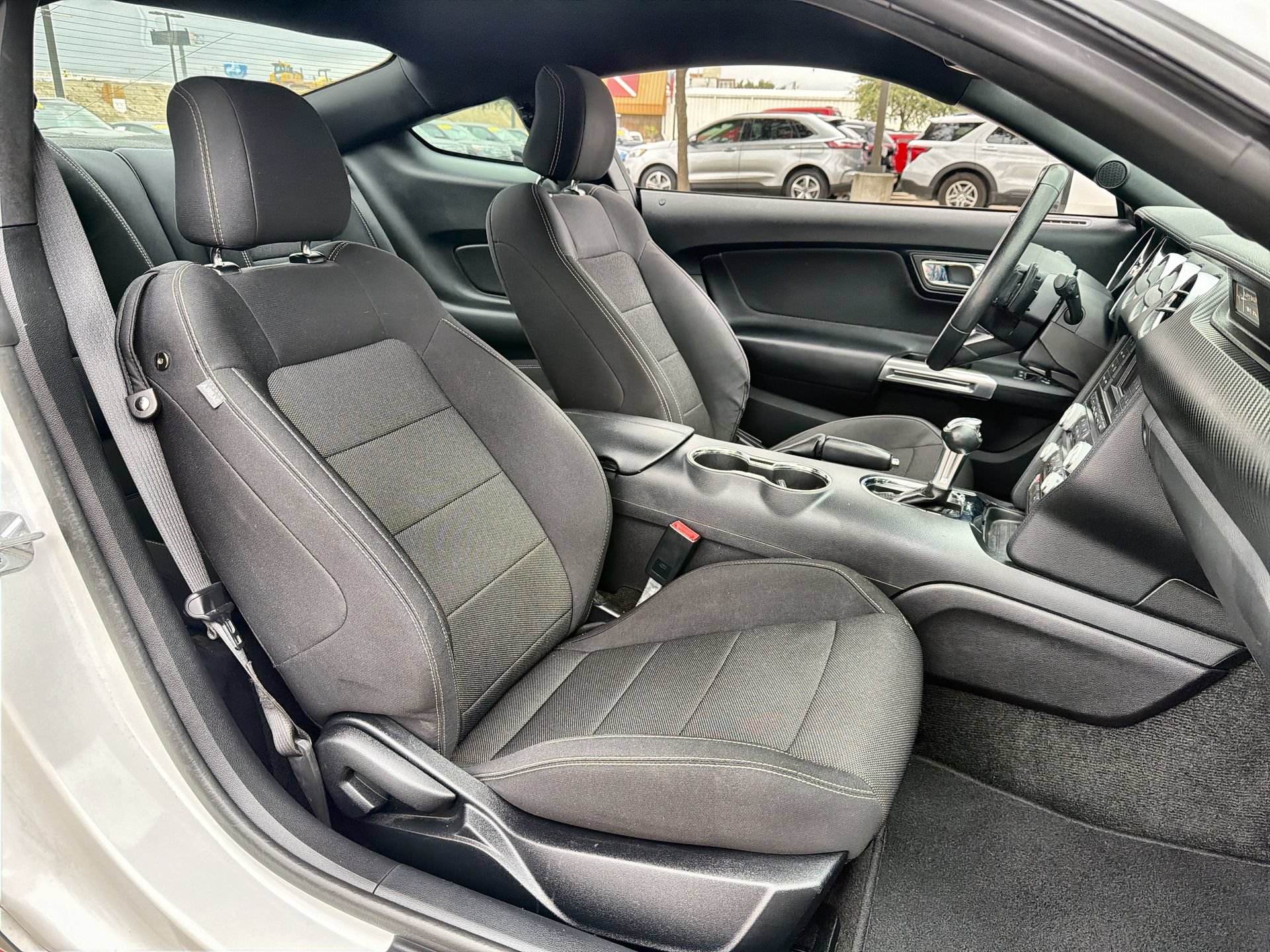 Certified 2017 Ford Mustang Coupe RWD image 23