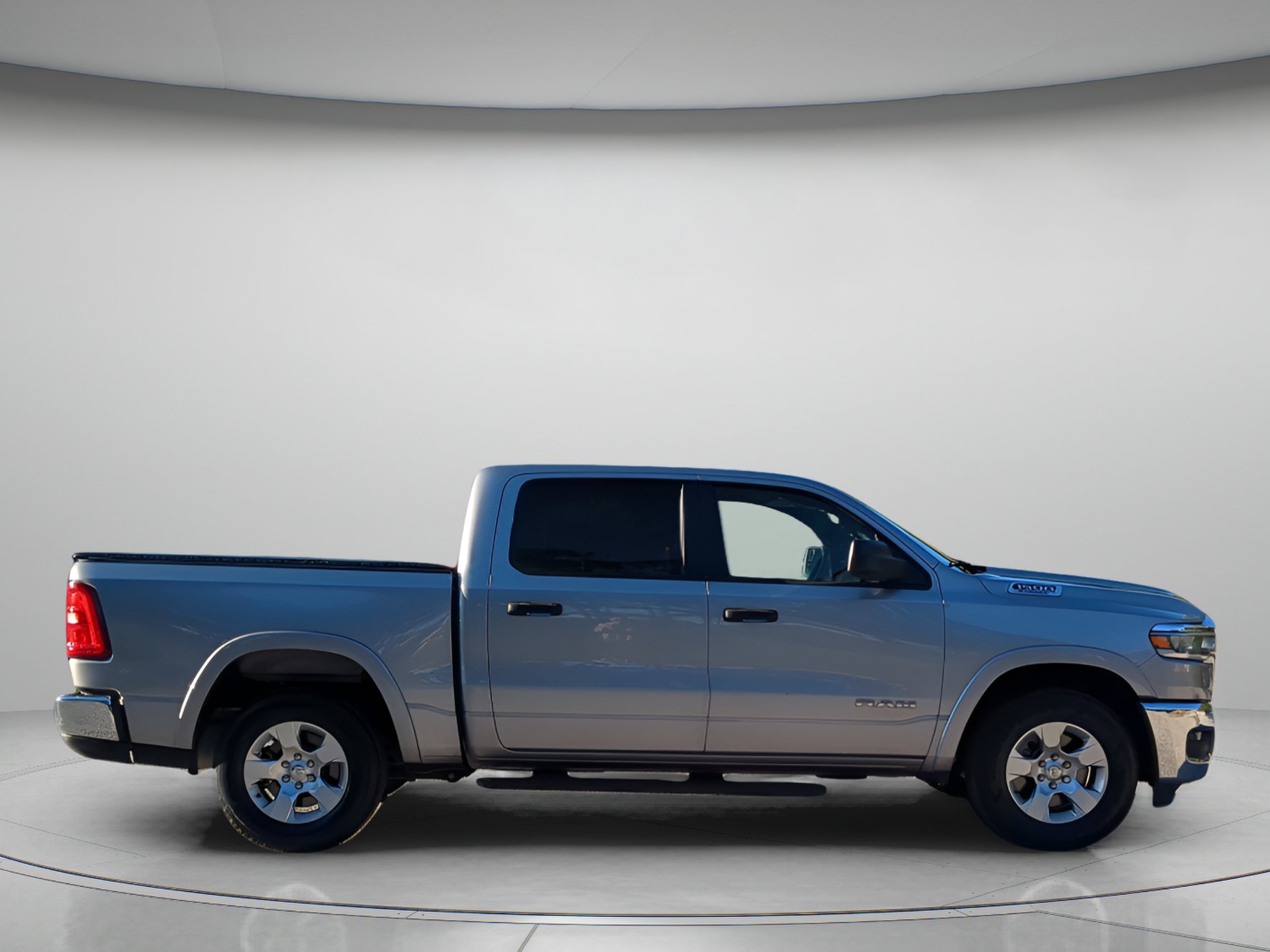 Used 2025 RAM 1500 Big Horn RWD image 39