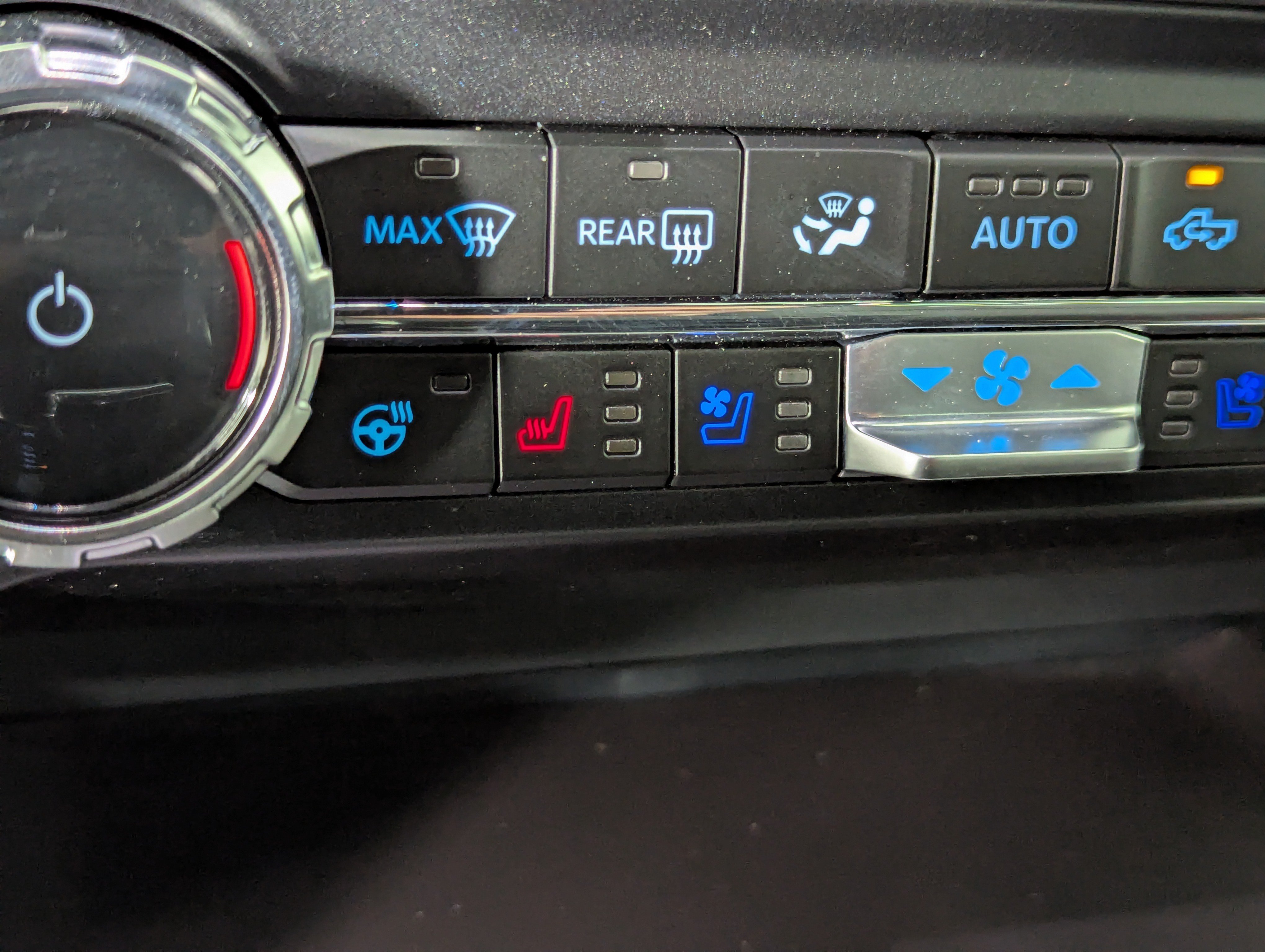 Certified 2024 Ford F150 Platinum w/ FX4 Off-Road Package AWD/4WD image 30