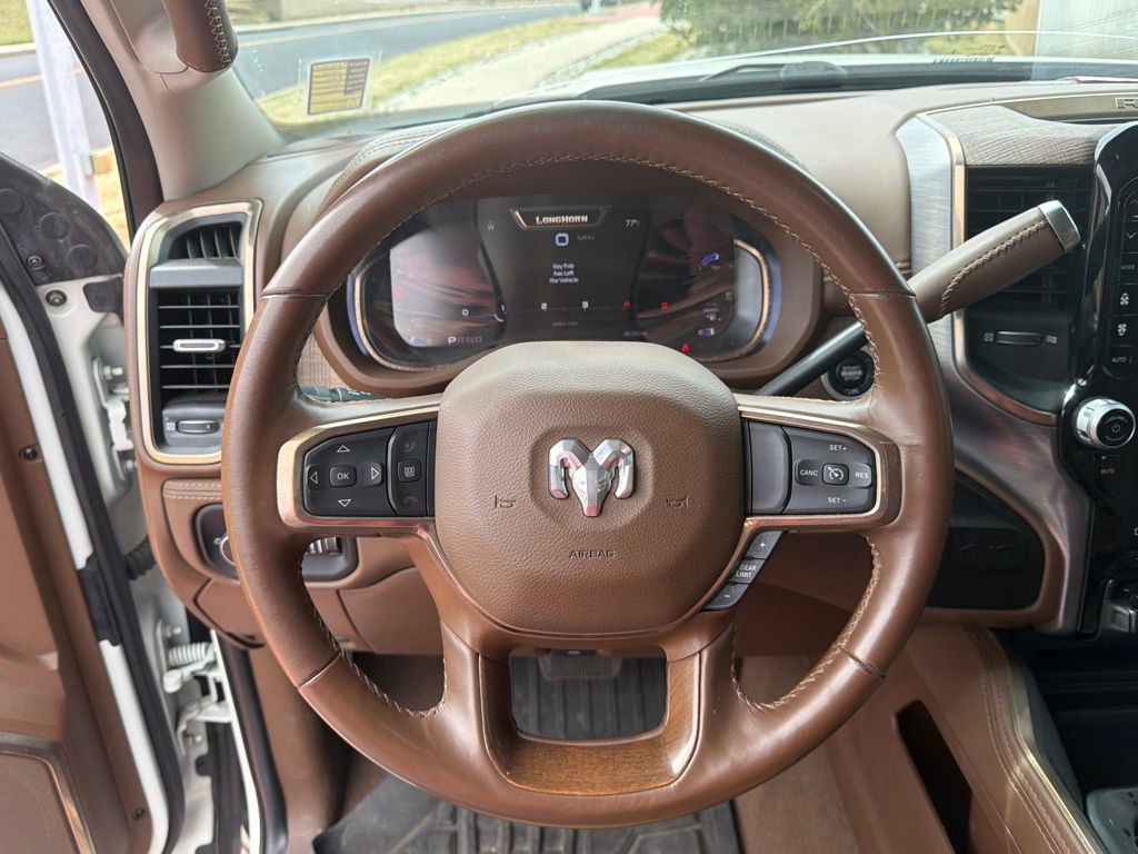 Used 2024 RAM 3500 Limited image 15