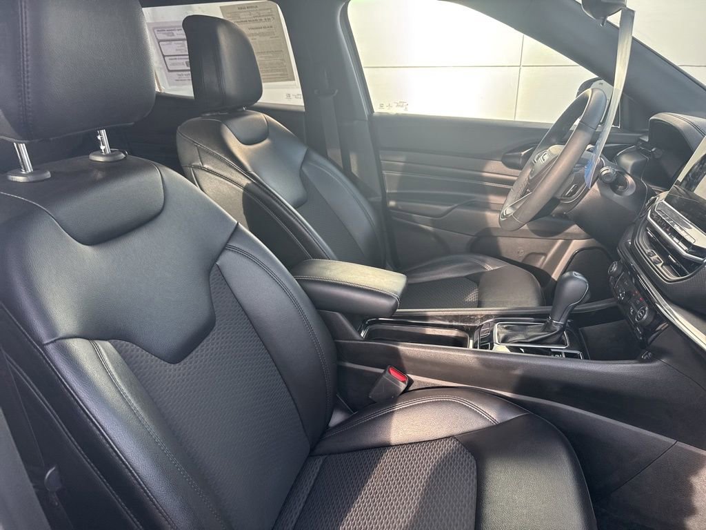 Used 2022 Jeep Compass Altitude image 32