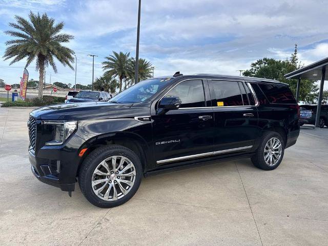 Used 2023 GMC Yukon XL Denali RWD image 5