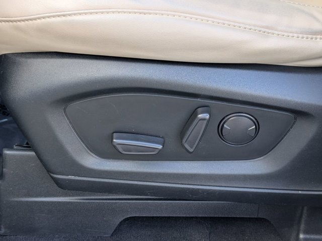 Certified 2022 Ford Explorer XLT w/ Equipment Group 202A image 16