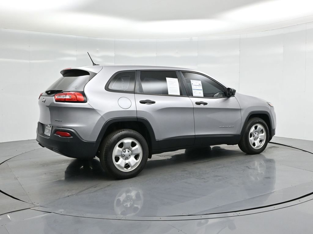 Used 2017 Jeep Cherokee Sport image 11