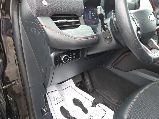 Certified 2025 Ford Explorer ST image 27