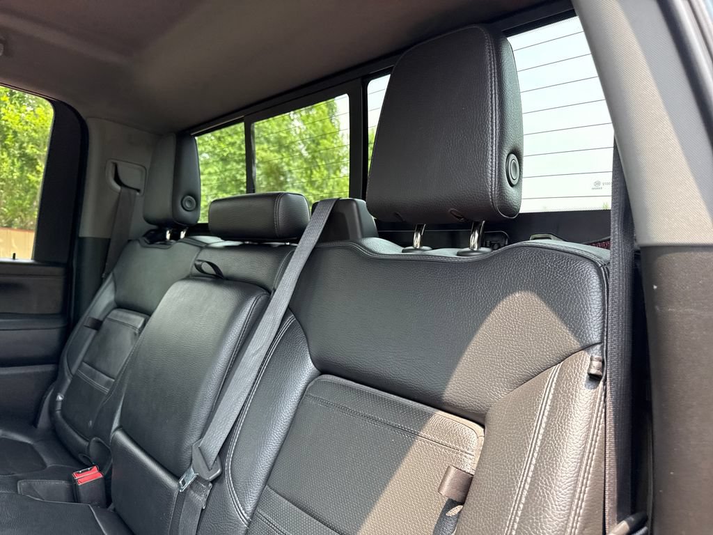 Used 2021 GMC Sierra 2500 Denali w/ Denali Black Diamond Edition AWD/4WD image 20