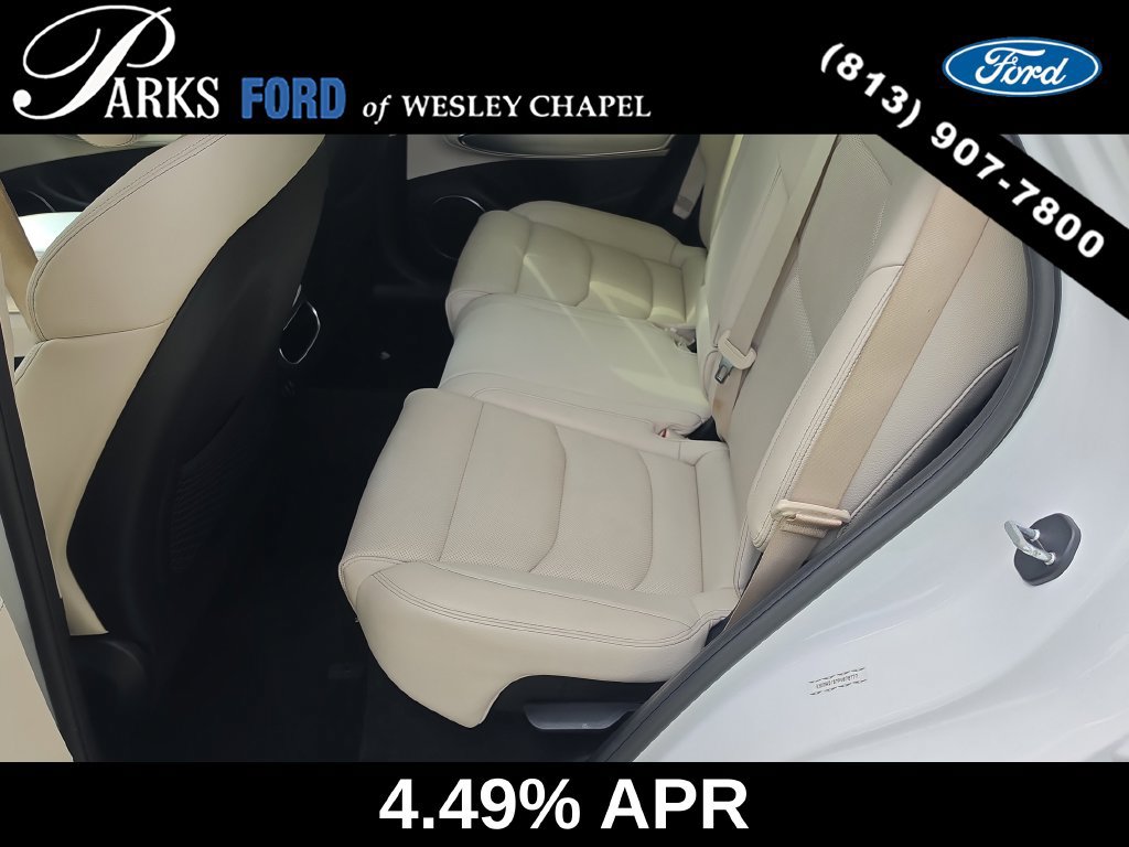 Used 2023 Genesis GV70 2.5T w/ Select Package AWD/4WD image 16