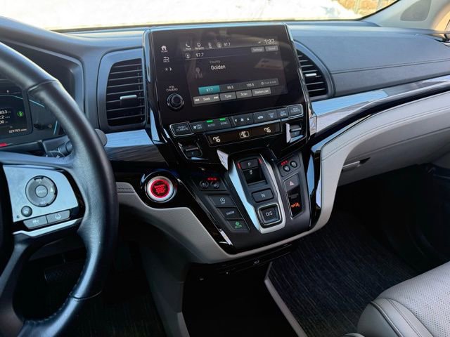 Used 2023 Honda Odyssey Elite image 32