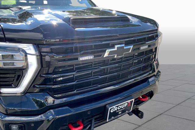 Used 2026 Chevrolet Silverado 3500 LTZ w/ LTZ Plus Package AWD/4WD image 32