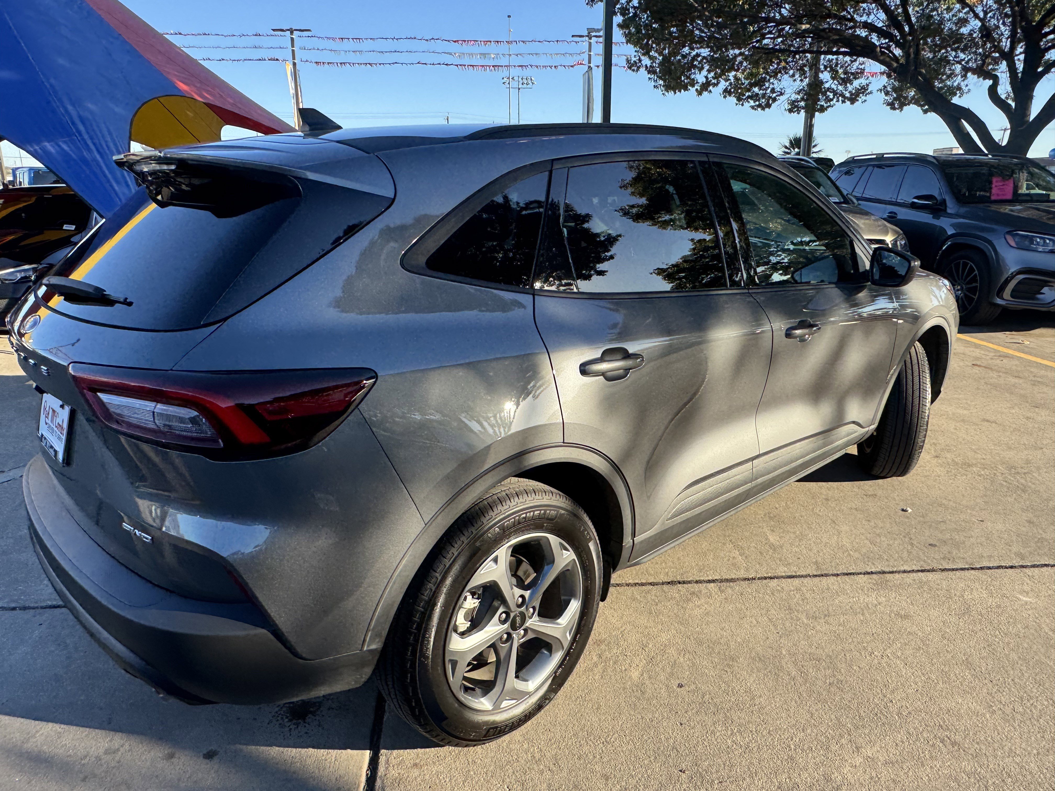 Certified 2025 Ford Escape ST-Line image 5