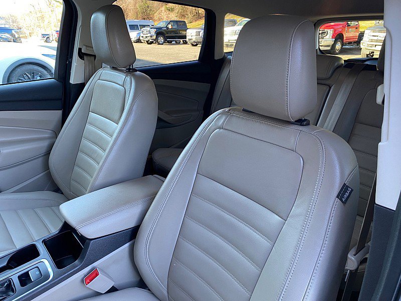 Certified 2018 Ford Escape SEL image 24