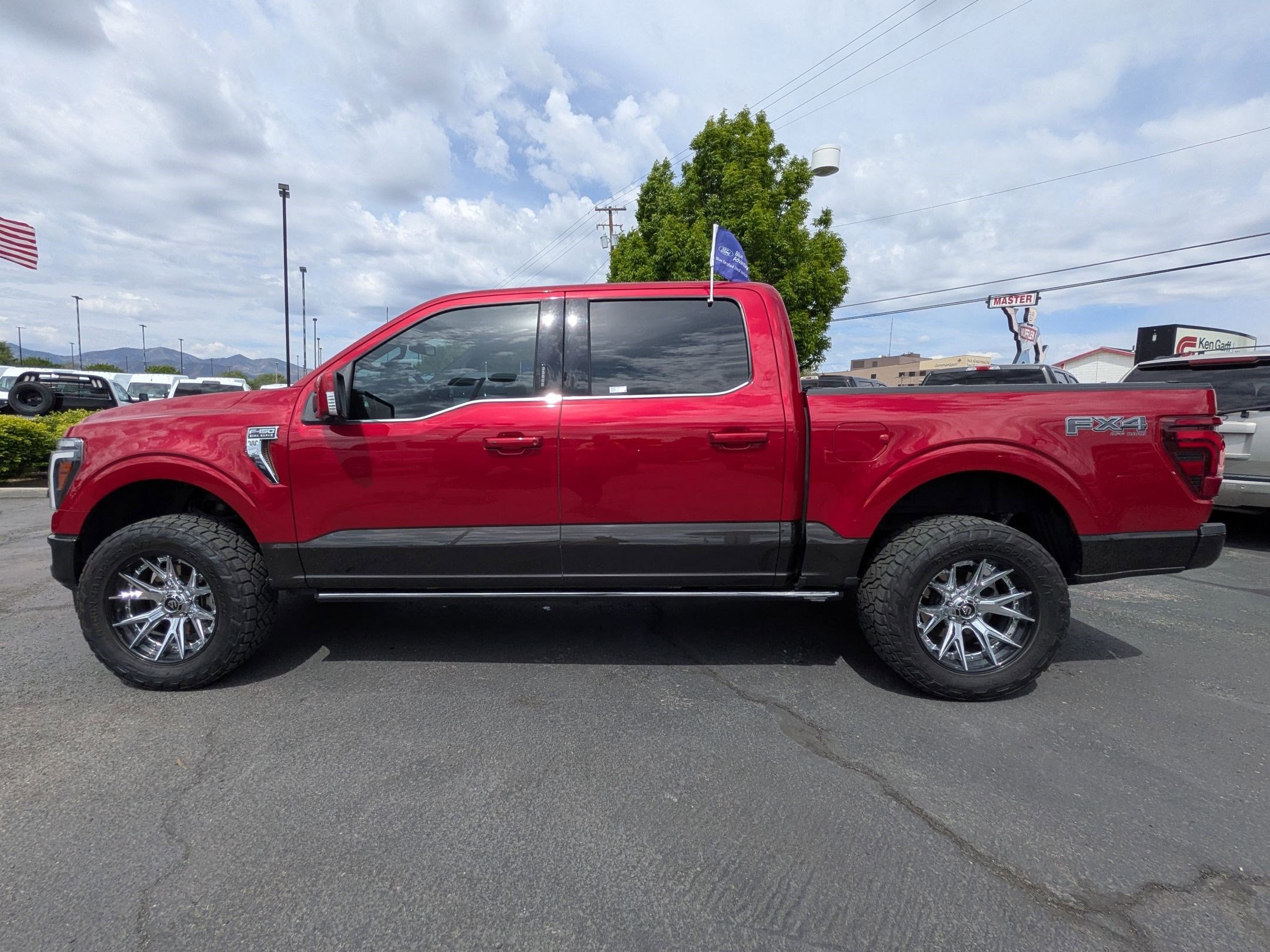 Certified 2024 Ford F150 King Ranch w/ FX4 Off-Road Package AWD/4WD image 10