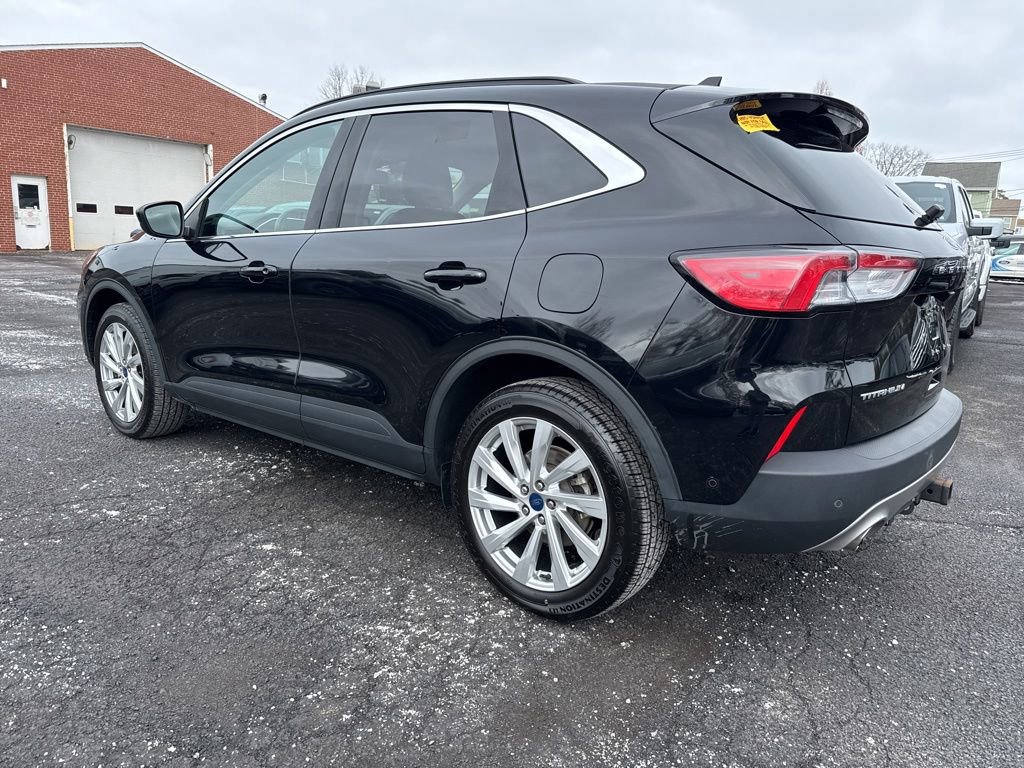 Certified 2022 Ford Escape Titanium w/ Titanium Elite Package image 5