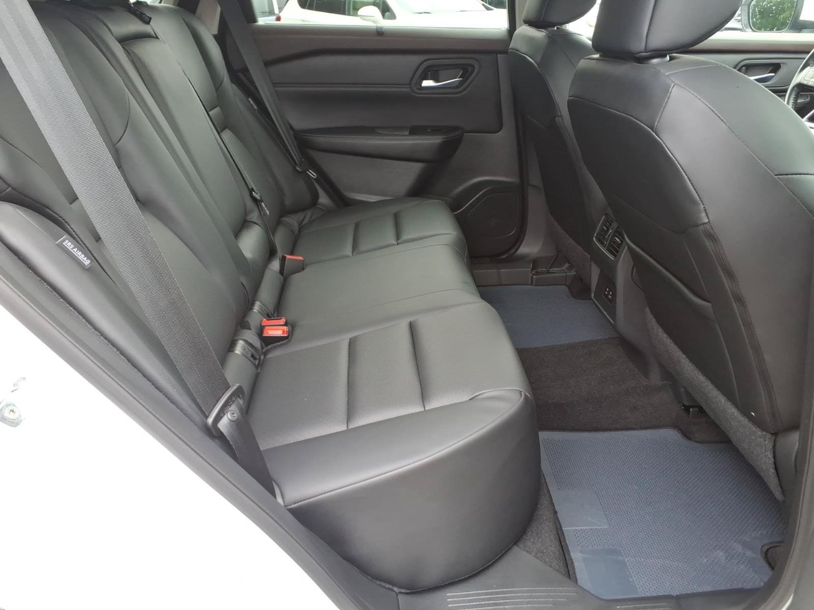 Used 2023 Nissan Rogue SV w/ SV Premium Package AWD/4WD image 27