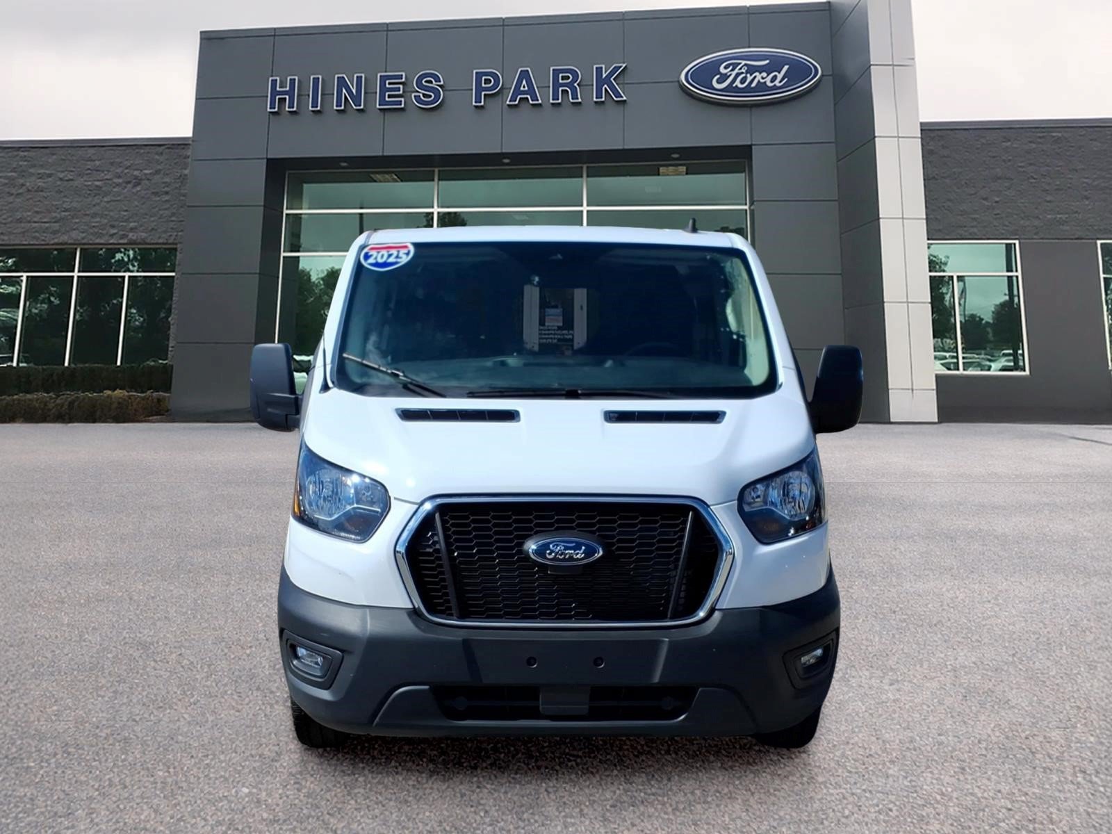 Certified 2025 Ford Transit 250 Low Roof w/ Exterior Upgrade Package RWD image 2