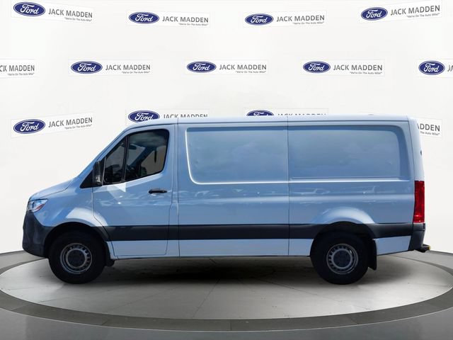 Used 2019 Mercedes-Benz Sprinter 144 image 2