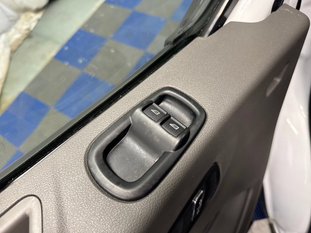 Certified 2025 Ford Transit 250 Low Roof w/ Exterior Upgrade Package RWD image 11