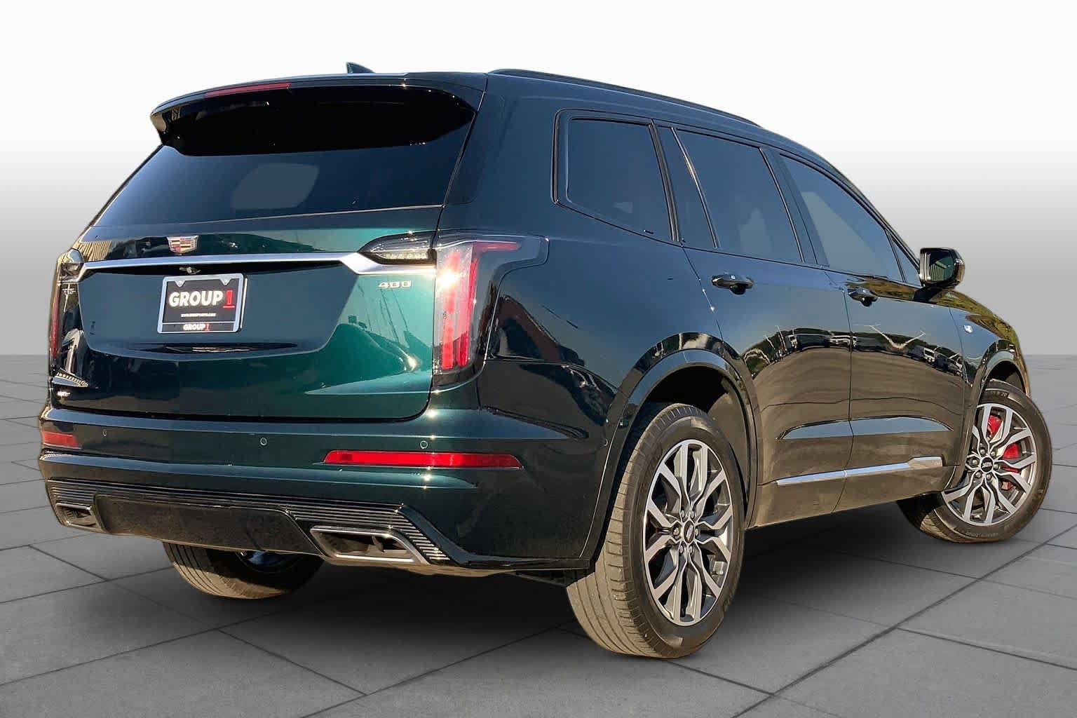 Used 2024 Cadillac XT6 Sport w/ Technology Package AWD/4WD image 13