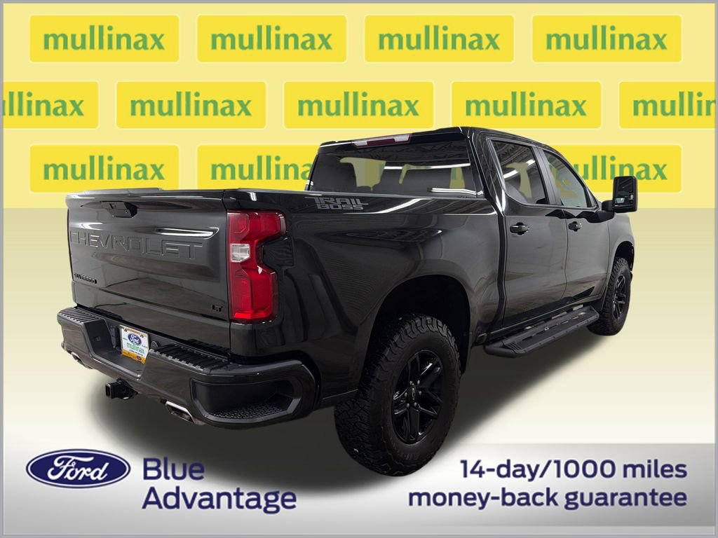 Used 2021 Chevrolet Silverado 1500 LT Trail Boss w/ Bed Protection Package AWD/4WD image 3