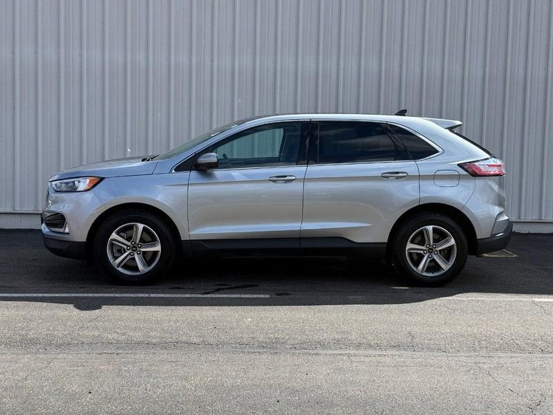 Certified 2024 Ford Edge SEL w/ Convenience Package image 2