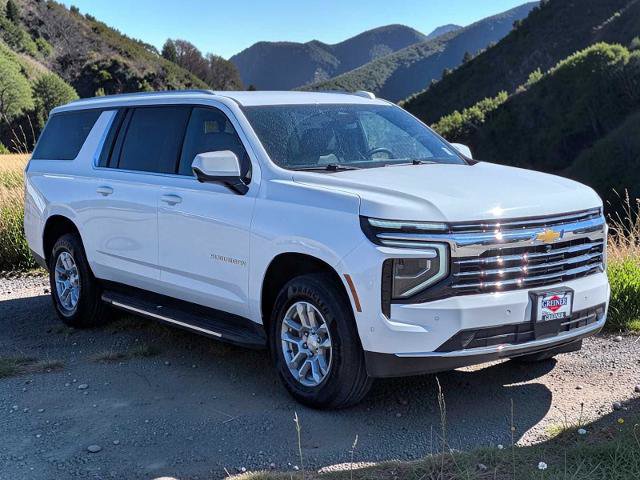 Used 2025 Chevrolet Suburban LT AWD/4WD image 8
