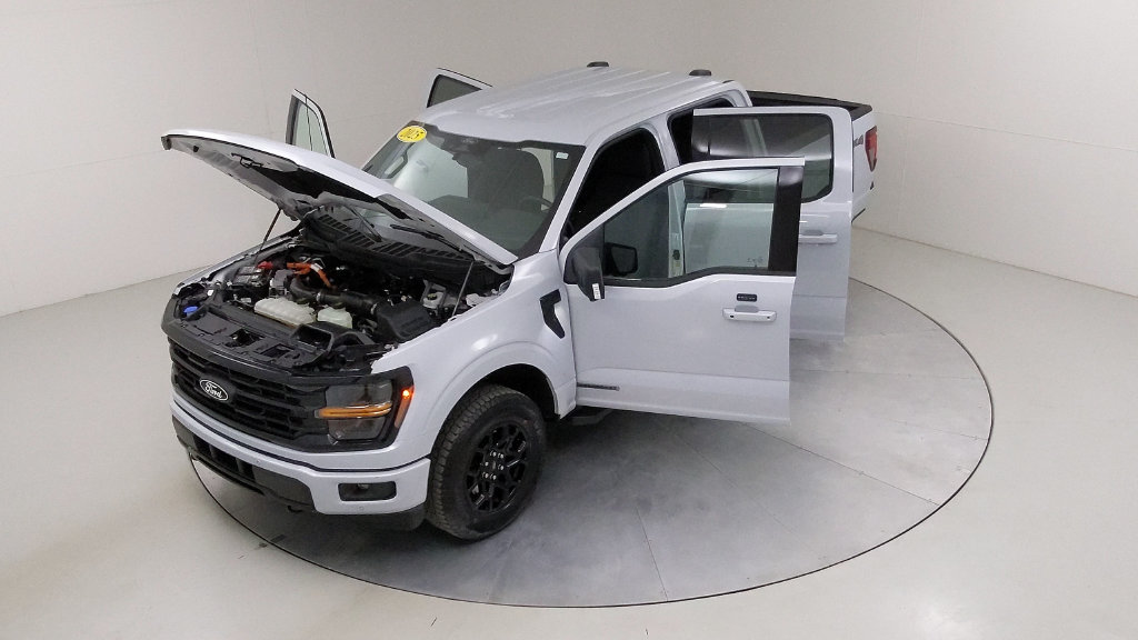 Certified 2025 Ford F150 XLT w/ Equipment Group 302A MID AWD/4WD image 45