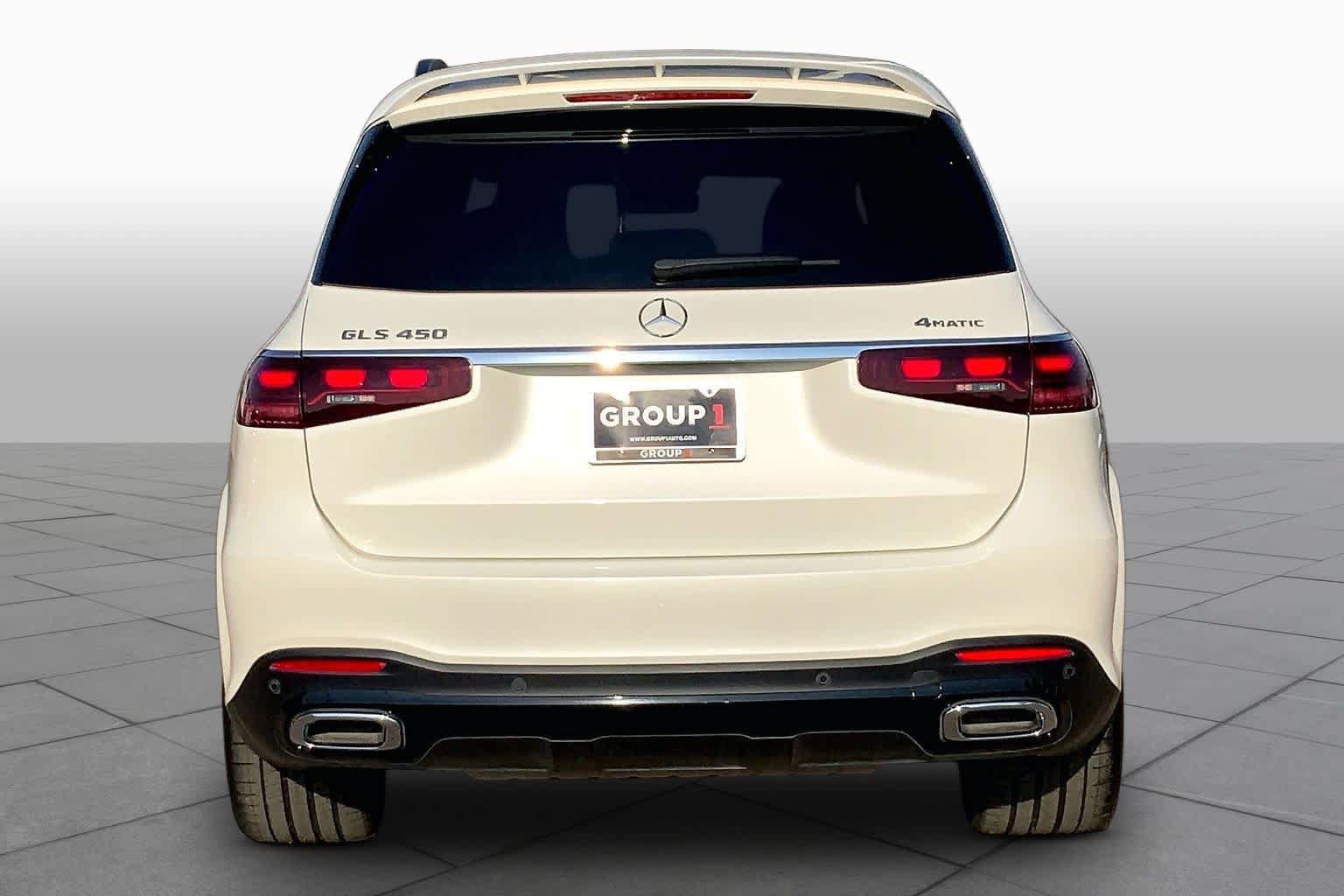 Used 2024 Mercedes-Benz GLS 450 4MATIC image 5