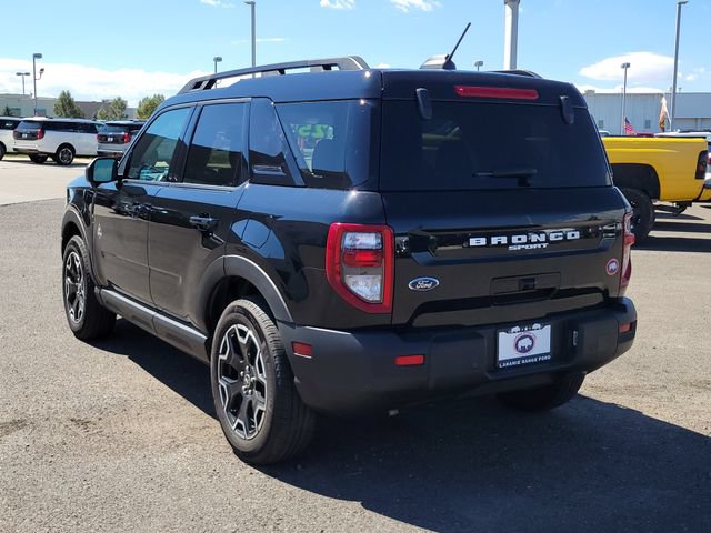 Certified 2025 Ford Bronco Sport Outer Banks w/ Outer Banks Tech Package+ AWD/4WD image 3