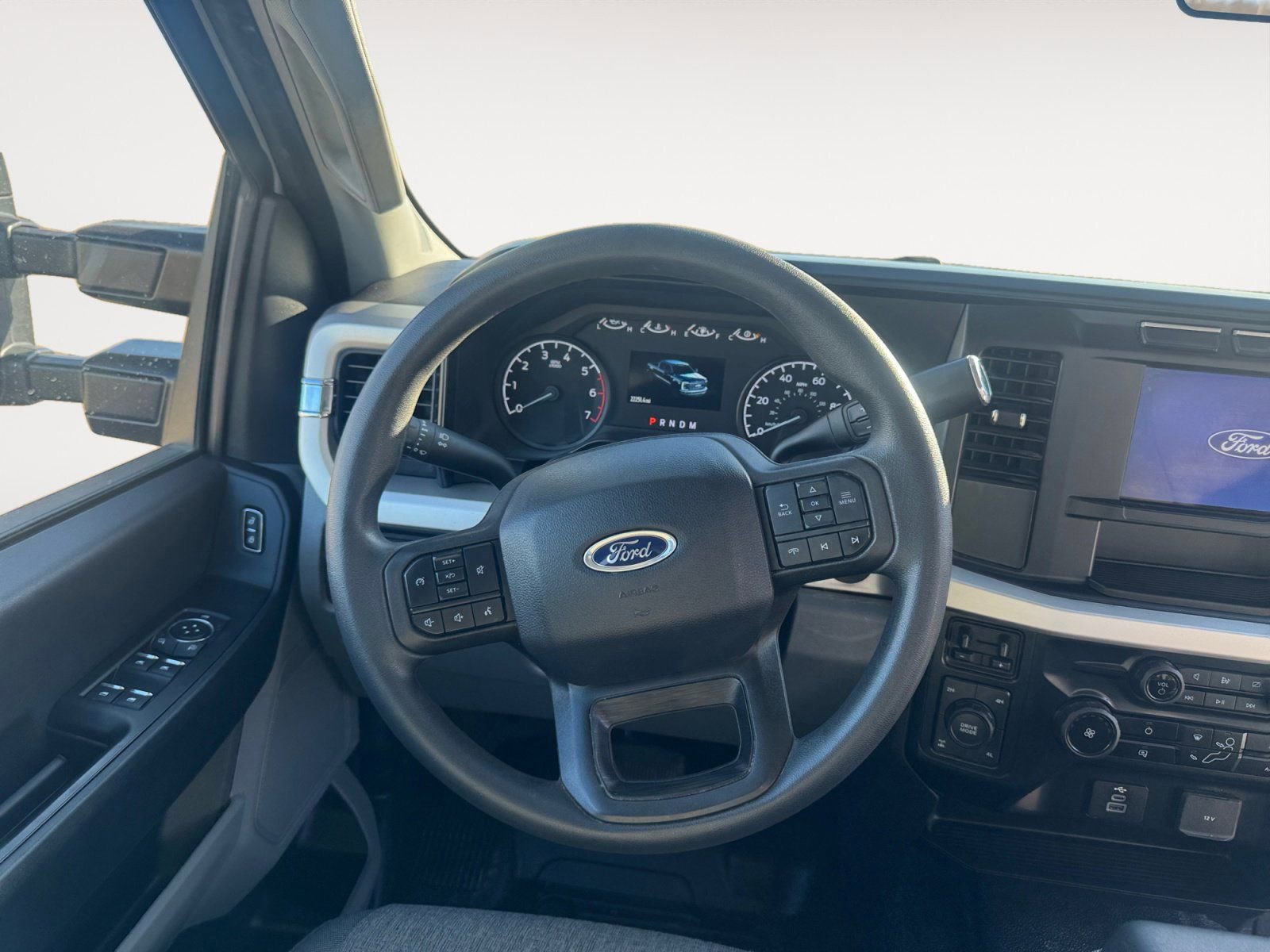 Certified 2024 Ford F250 XL w/ XL Chrome Package image 12